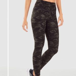 FABLETICS High-Waisted 7/8 Leggings